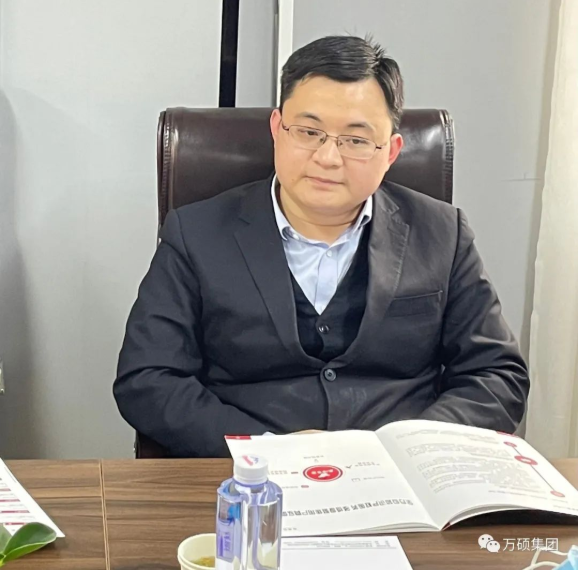 宿州市埇桥区副区长左黄奇，埇桥区科技局局长祁传银，生产力促进中心主任叶雪柏等领导来EMC易倍(中国)集团调研指导